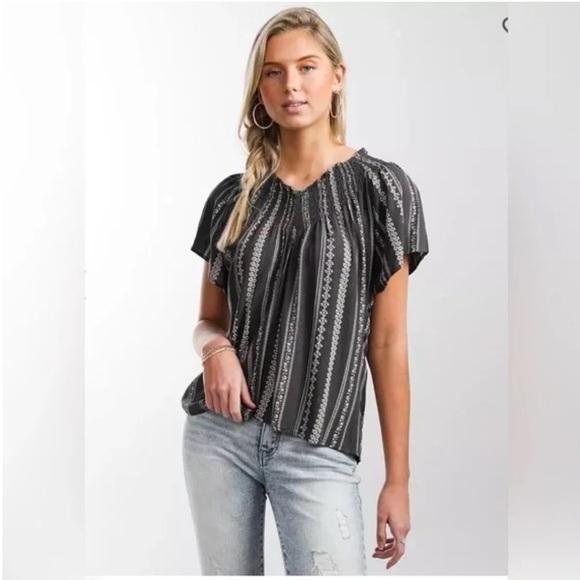 Daytrip Grey and White Patterned Blouse - Picture 1 of 9